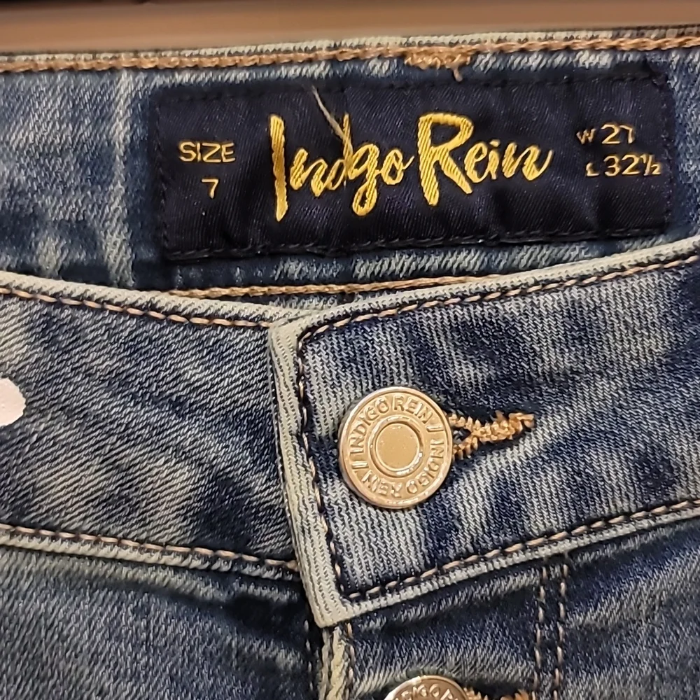 Indigo Rein High Rise Flare Jeans sz 7, NWT - Picture 4 of 7